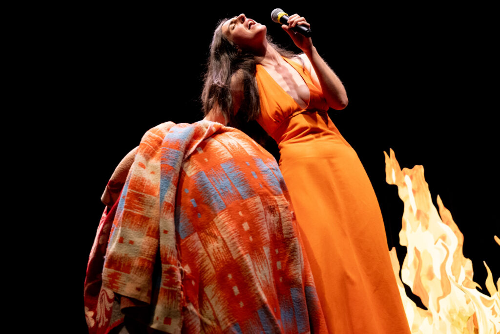 FEUER & FLAMME
